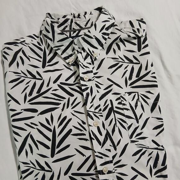 Chaps Men's L black/white palm leaf design Short-Sleeved button-up casual shirt - Picture 1 of 14